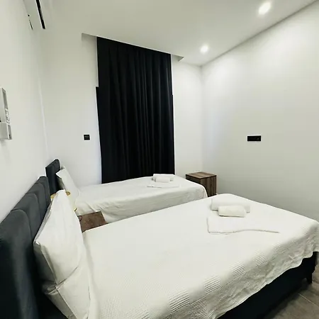 Lueks Zemin Kat Dairesi, Alsancak, Girne, Kuzey Kibris Apartment *