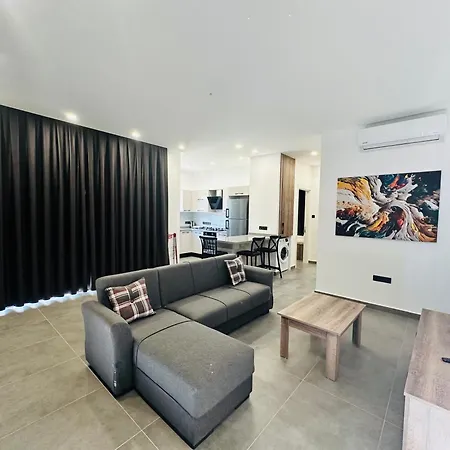 Apartment Lueks Zemin Kat Dairesi, Alsancak, Girne, Kuzey Kibris *